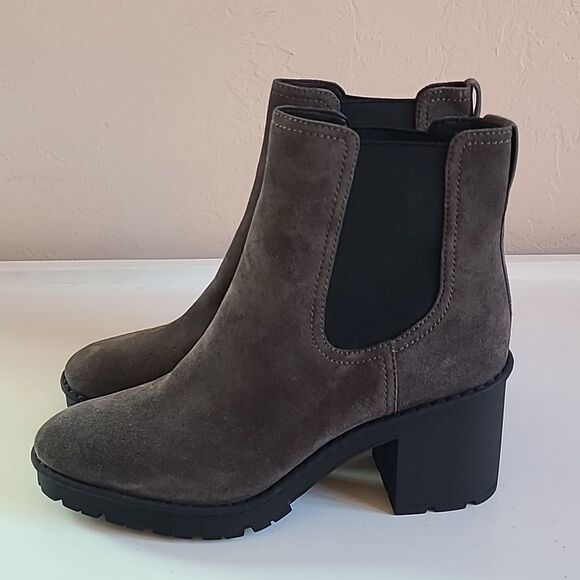 Vince Henderson Weatherproof Suede Chelsea Chunky Ankle Boot Gray Size 10 EU 40 - Picture 3 of 13